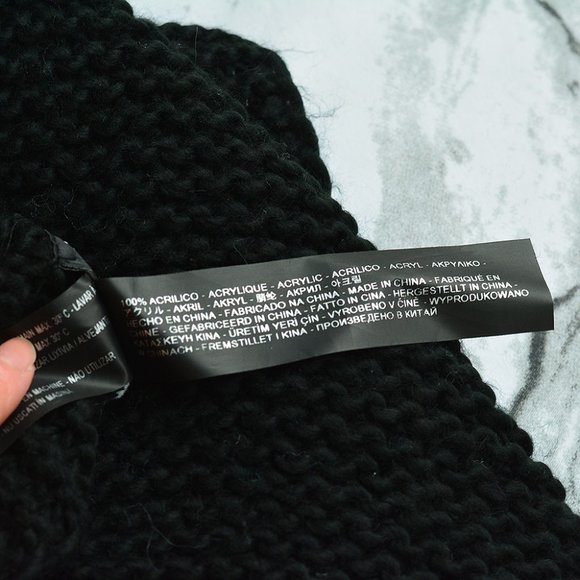 Zara Black Knit Infinity/Circle Scarf - Picture 5 of 6